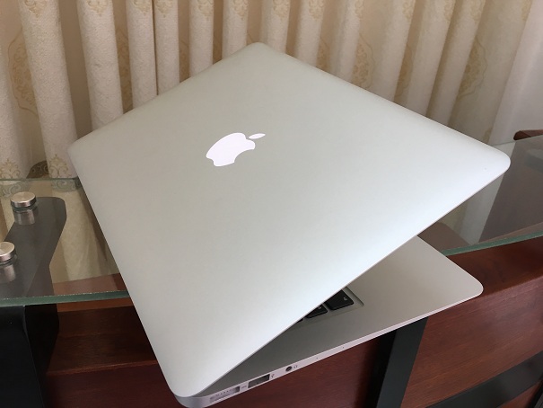 Macbook Air i7 (2019)